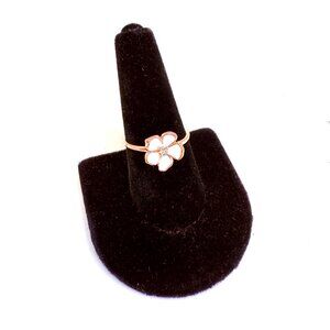 😍"Put a Ring On IT Event" Diamond Accent Floral Ring